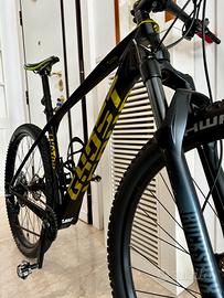 Ghost Lector L MTB front in carbonio