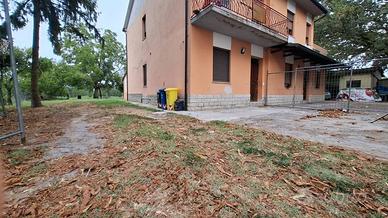 Appartamento di 105 m² con 3 locali e box auto a F