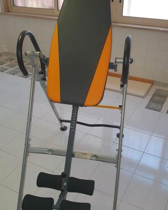 panca inversione + palla fitness