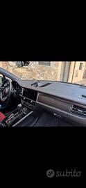 Porsche Macan T