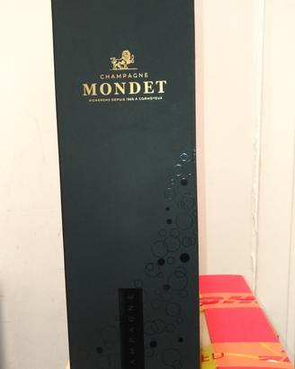 Champagne Mondet 2013 + Comte de Montaigne blanc