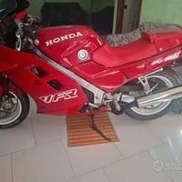 HONDA VFR