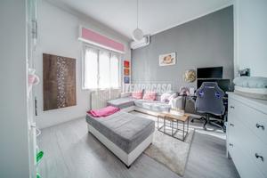 GOLASECCA - BILOCALE RISTRUTTURATO SU DUE LIVELLI.