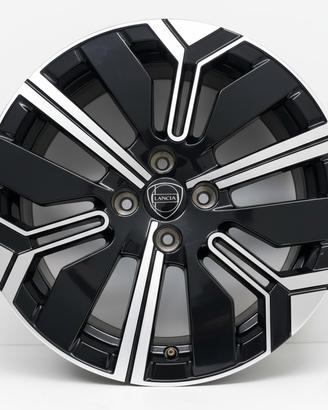 1 Cerchi da 17' in Lega - Lancia - New Ypsilon 202