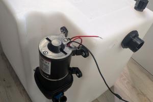Pompa autoclave serbatoio tanica