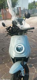 Scooter elettrico Niu