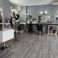 Grande salone di parrucchiera uomo/donna +estetica