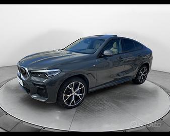 BMW X6 xdrive40d mhev 48V Msport auto
