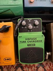 Behringer vintage tube overdrive TO800