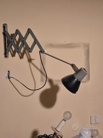 LAMPADA A FORBICE VNTAGE