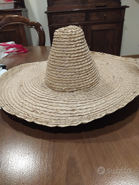 Cappello sombrero in paglia