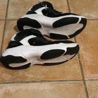 Mordikai Calvin Klein unisex