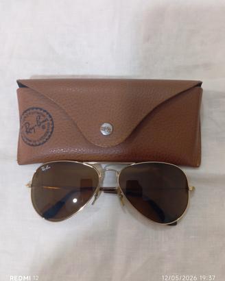 Ray-Ban Occhiali da sole Aviator

