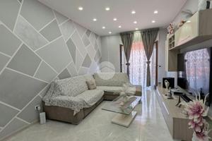 3 LOCALI A MELITO DI NAPOLI