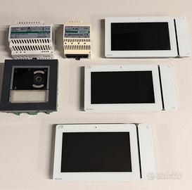 Kit videocitofono Comelit Maxi 7" wi-fi VIP 6842W