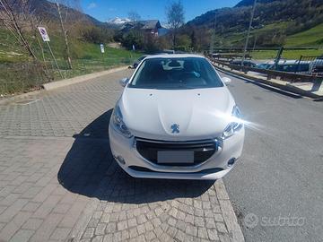 Peugeot 208 usato