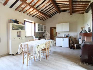 CASA INDIPENDENTE A MONTOPOLI DI SABINA