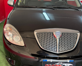 LANCIA y restyling FULL OPTIONAL