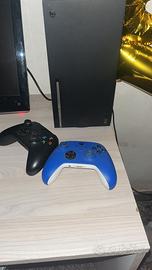 xbox serie x con due controller