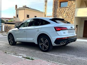 AUDI Q5 SPORTBACK S LINE 40 TDI QUATTRO – 2021