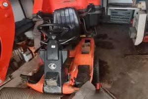 Trattorino rasaerba Kubota professionale