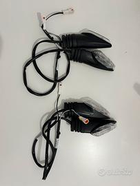 Frecce anteriori e posteriori originali Ducati