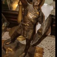 scultura  in bronzo 