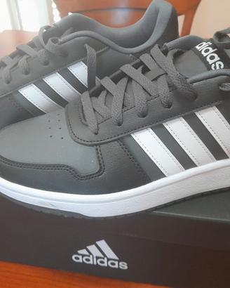 SCARPE ADIDAS HOOPS MIS. 43 1/3 Nuove Scatola