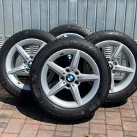 Cerchi in lega R16 + pneumatici