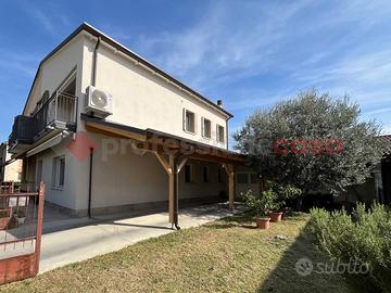 Villa bifamiliare Isola della Scala