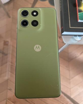 Motorola Moto g15 verde pari al nuovo - agosto2026