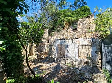 CASA INDIPENDENTE A DIANO SAN PIETRO