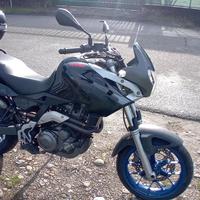 Aprilia Pegaso 650 Strada del 2005
