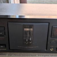 Registratore a cassette TEAC V-1010