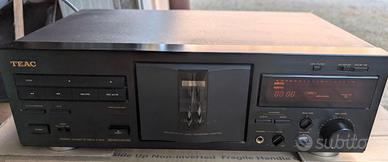 Registratore a cassette TEAC V-1010