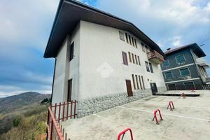 4 LOCALI A MONASTERO DI LANZO