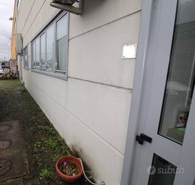 Immobile di 525 m² con 3 locali a Montevarchi