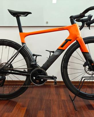 3T strada X Lamborghini taglia 54 M usata