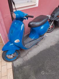 Piaggio vespa scuter