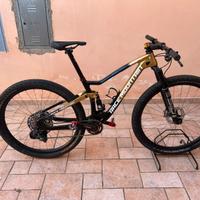 Mtb full race mountain carbon