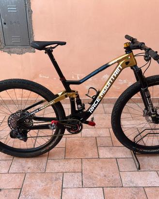 Mtb full race mountain carbon