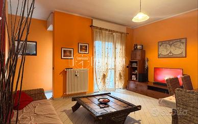 RIF. 599 - AMPIO TRILOCALE LOCATO CON BOX E CANTIN