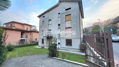 VILLA BIFAMILIARE