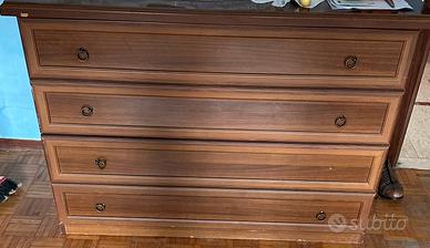 Como con cassetti