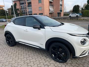 Nissan juke crossover hybrid