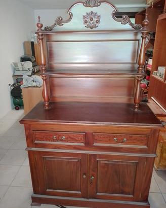 credenza piattaia