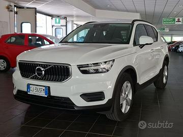 Volvo XC40 1.5 T3 Momentum Core 163cv auto my21