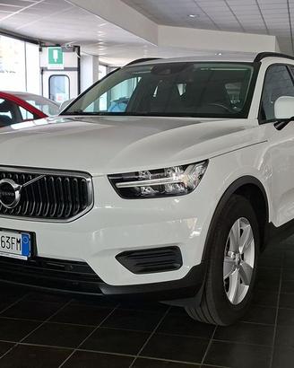 Volvo XC40 1.5 T3 Momentum Core 163cv auto my21