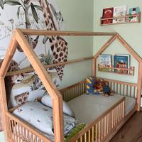 Lettino montessoriano capanna legno