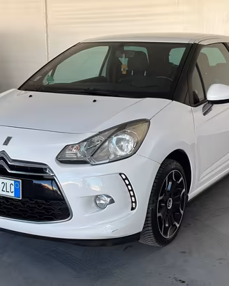 Citroen DS3 1.6 HDi Just Black 2011 x NEOPATENTATI